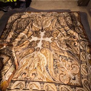 Paisley Patterned Bedding Set